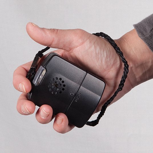 Safety Tech 12006 Handheld alarm with sound and light