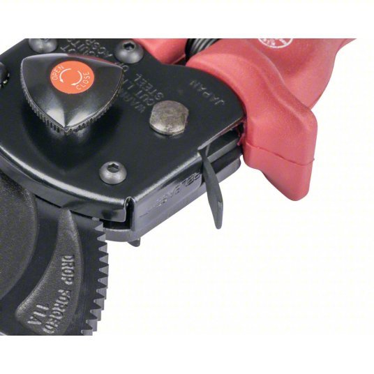 Klein Tools 63601 Ratchet Cable Cutter Plastic Handle, Center, For 2 1/16 in Max Dia Data Cable