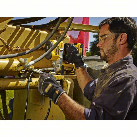DeWalt DCGG571M1 Cordless Grease Gun 20 V Battery Volt, Battery Included, 5 fl oz Volume Per Min., Li-Ion