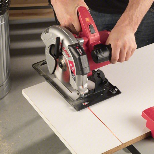 SKIL 5280-01 Circular Saw 7 1/4 in Blade Dia., 15 A Current, Right, 1 15/16 in Max. Cutting Dp @ 0 Deg.