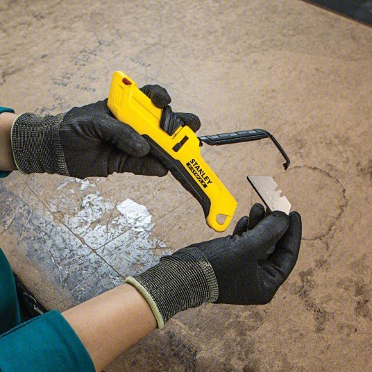 Stanley FMHT10365 Safety Knife 7 in Overall Lg, Textured, 1 3/4 in Overall Wd, Plastic, Black/Yellow