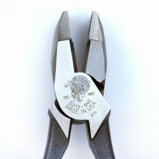 Klein D213-9NE Linemans Plier Flat, 9 3/8 in Overall Lg, 1 5/8 in Jaw Lg, 1 1/4 in Jaw Wd, 5/8 in Jaw Thick, Blue