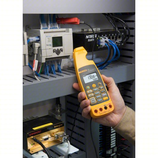 FLUKE-773 Digital Clamp Meter TRMS, 100 mA Max. AC Current, 100 mA Max. DC Current