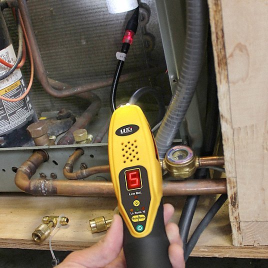 UEI RLD15B Refrigerant Leak Detector Heated Diode Type of Sensor, 0.05 oz/yr Sensitivity
