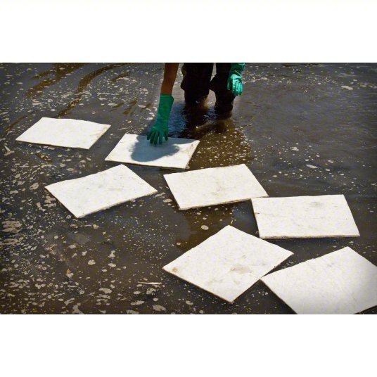 Brady ENV100 Sorbent Pad 42 oz Volume Absorbed Per Pad, Polypropylene, White, Bale, 100 PK