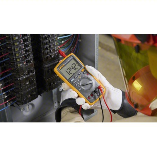 FLUKE-17B+ ESP Digital Multimeter CAT III 600V, Avg, 1,000 V Max AC Volt Measurement, 4,000, LCD